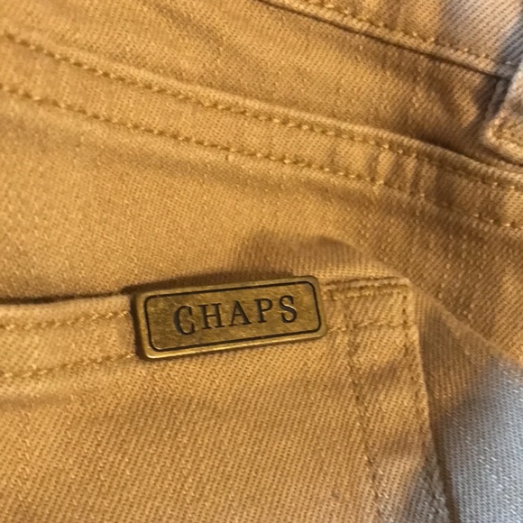Chaps Women’s Kahki Jeans size 6 in excellent condition please see all photos - Picture 11 of 14